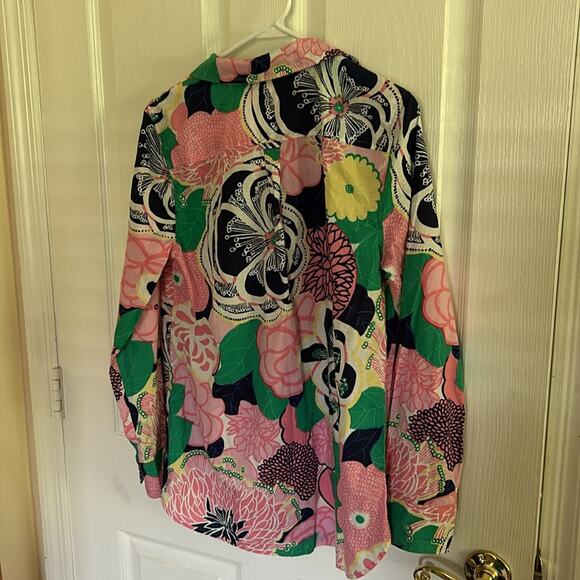 Talbots women’s size Medium long sleeve blouse. 36” chest, 40” hip, - Picture 8 of 8